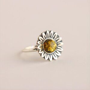 Baltic Green Amber Sunflower Ring in Sterling Silver